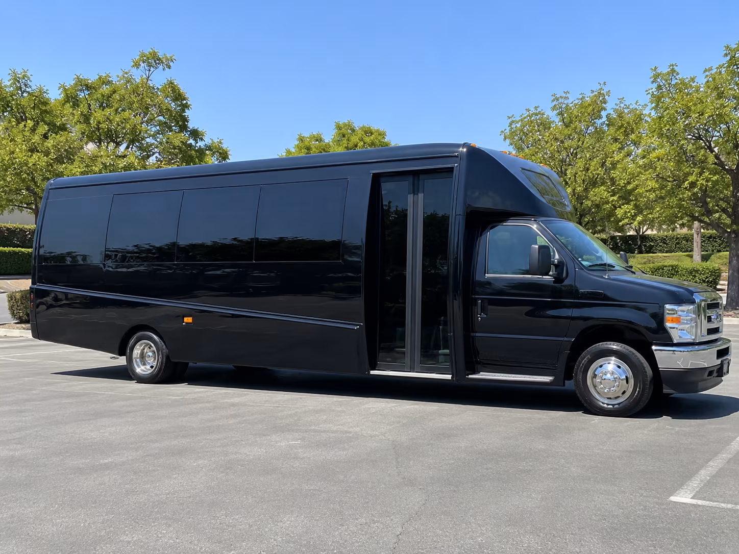 buena park bus rentals