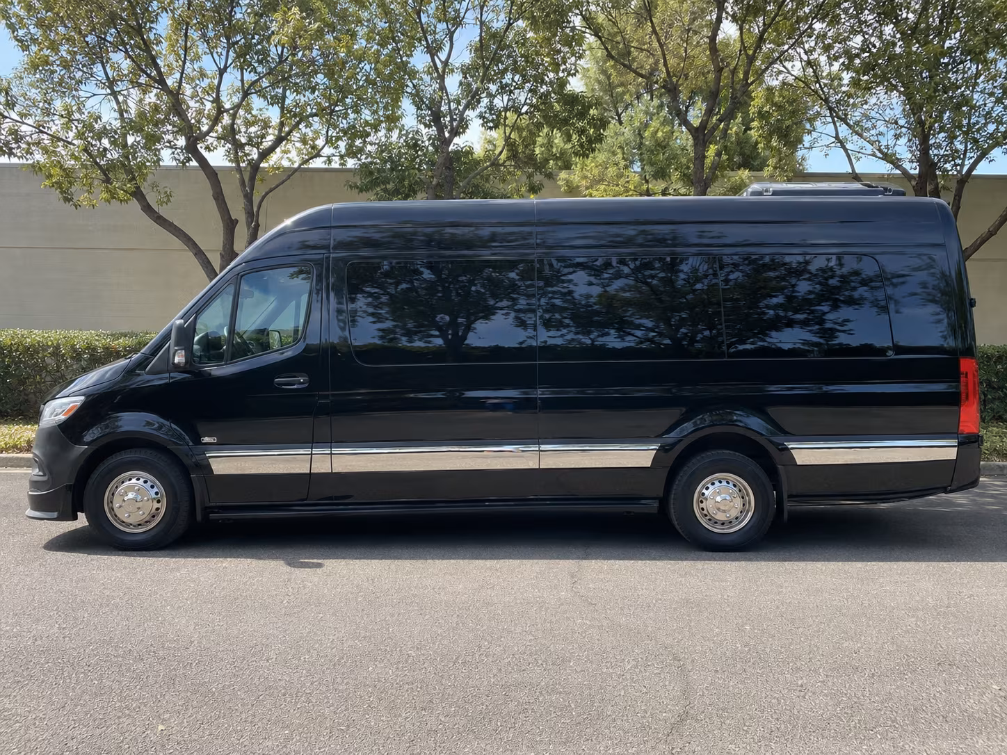 huntington beach efficient corporate bus rentals in huntington beach