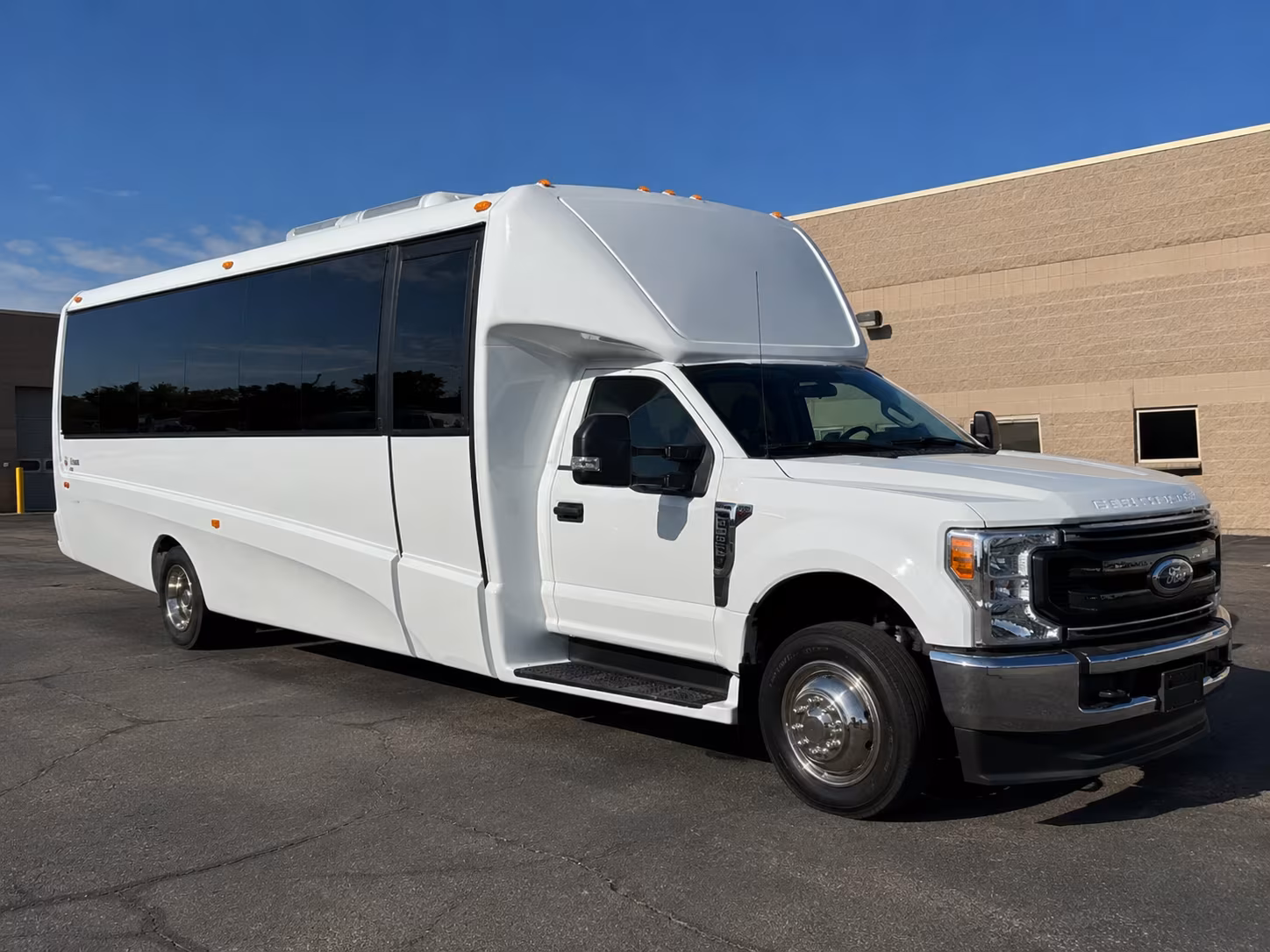 santa ana bus rentals
