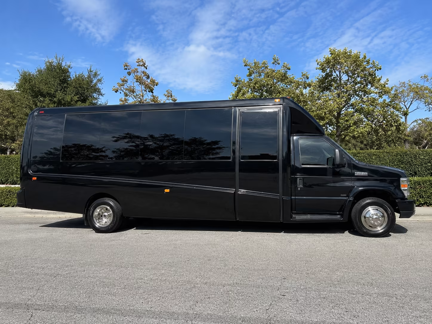 shuttle guests from anaheim hotels to your cypress area reception without the sr 91 headache