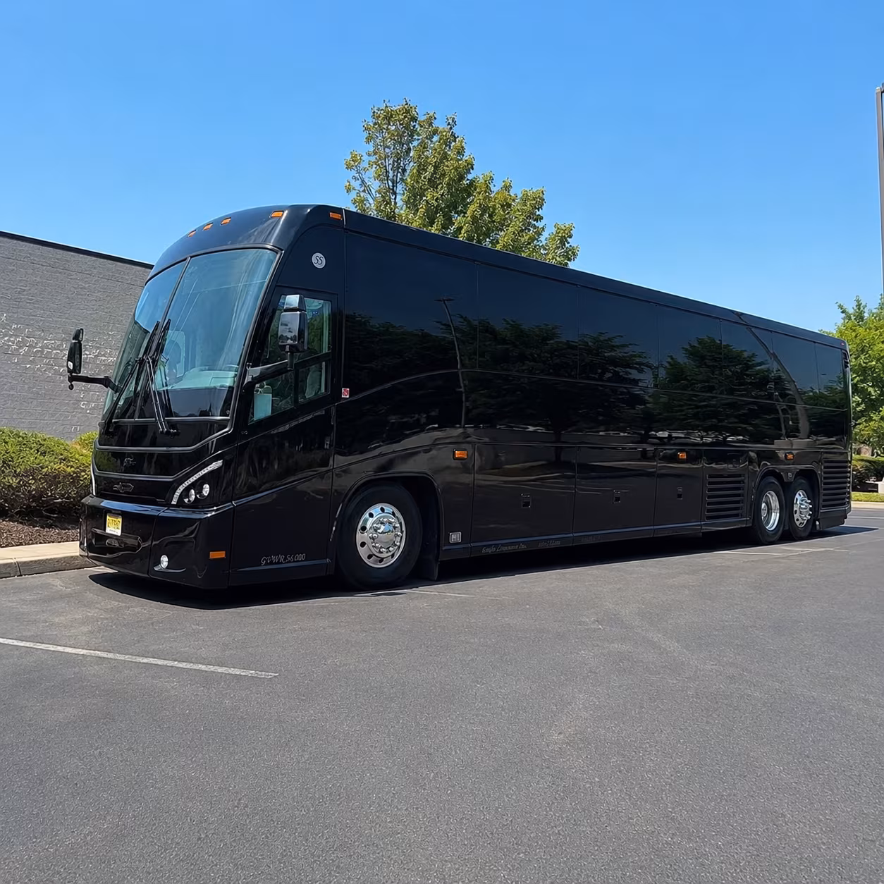 skip the i 405 parking nightmare one bus does it all
